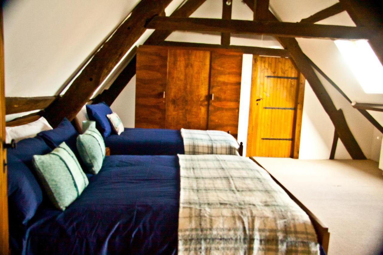 Bed and Breakfast Le Figuier à La Foret-Auvray Extérieur photo
